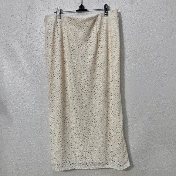A New Day Cream Eyelet Lace Midi Skirt Women Size 12 Side Slit NWT Cottage Boho - Picture 6 of 8